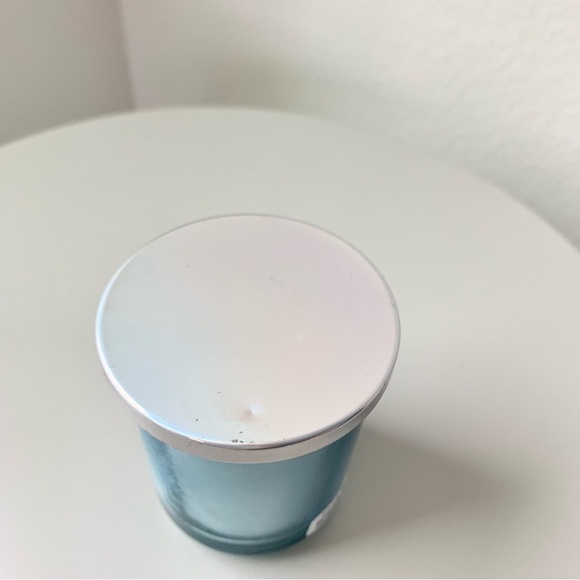 Blue Eucalyptus Holographic Iridescent Mini Scented Candle - Picture 6 of 8